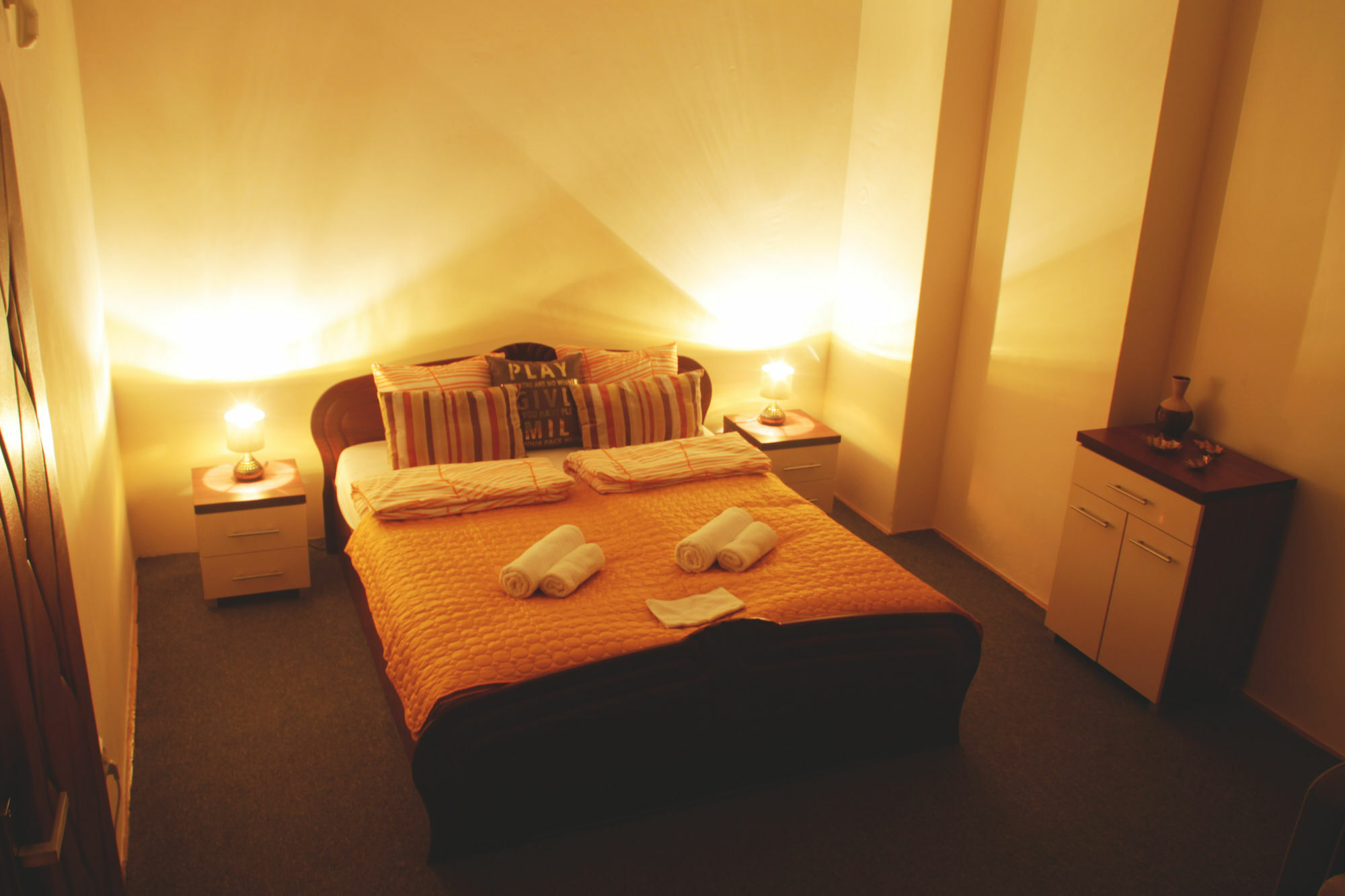 Ok Apartments Old Town คราคูฟ ภายนอก รูปภาพ