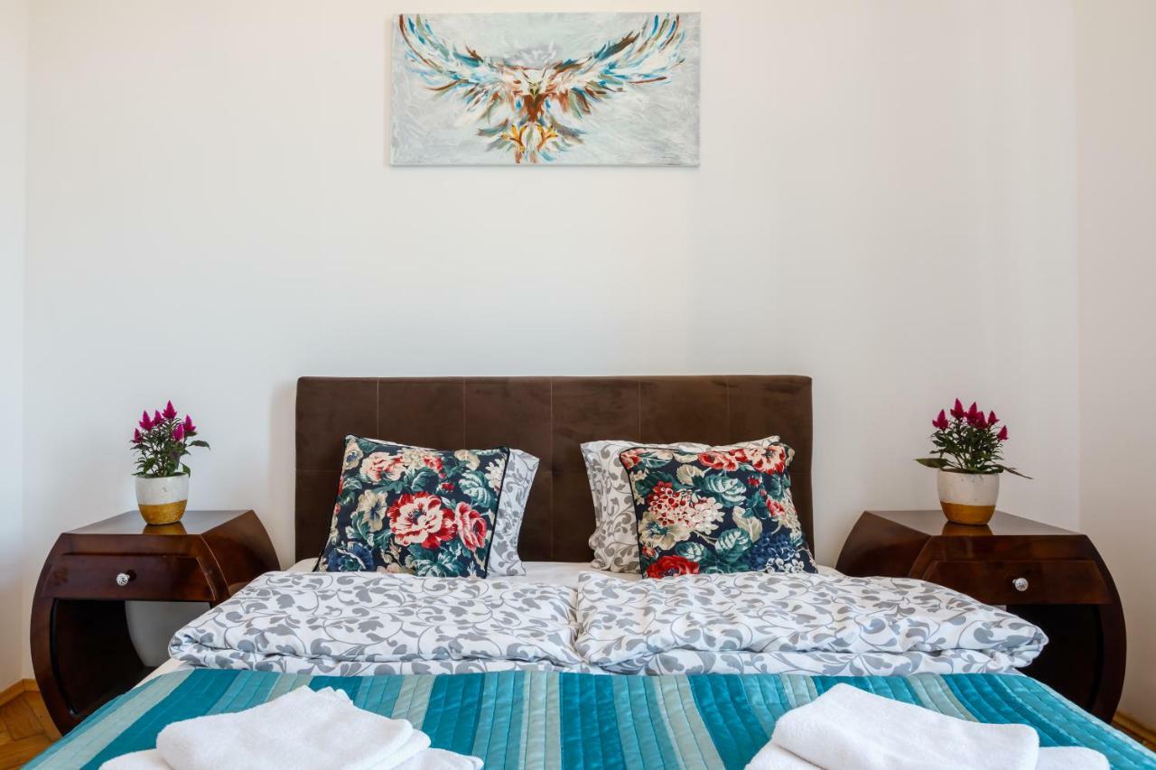 Ok Apartments Old Town คราคูฟ ภายนอก รูปภาพ
